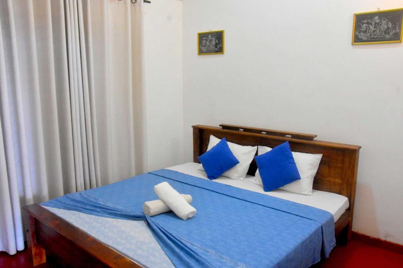 Hotel H2O Gampola Exterior photo